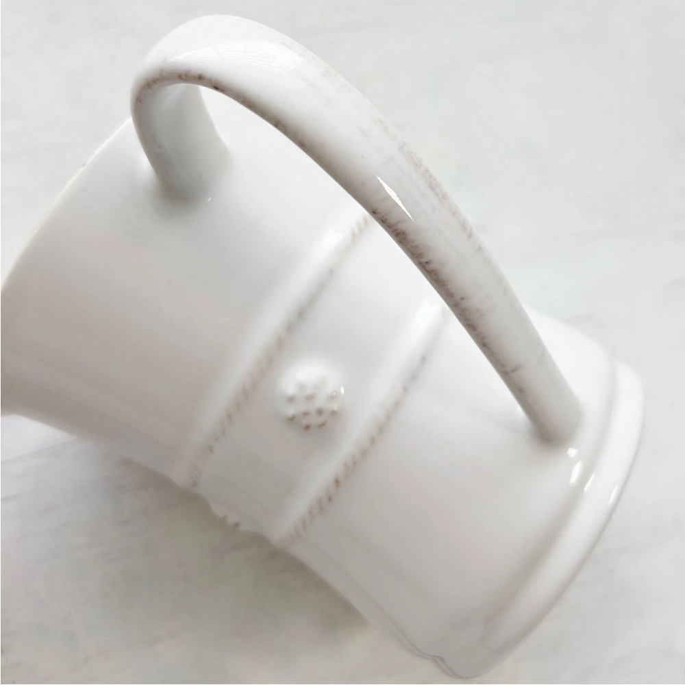 1 Juliska Berry & Thread Whitewash Ceramic Handled Cup Mug Coffee Stoneware Tea - Picture 5 of 8